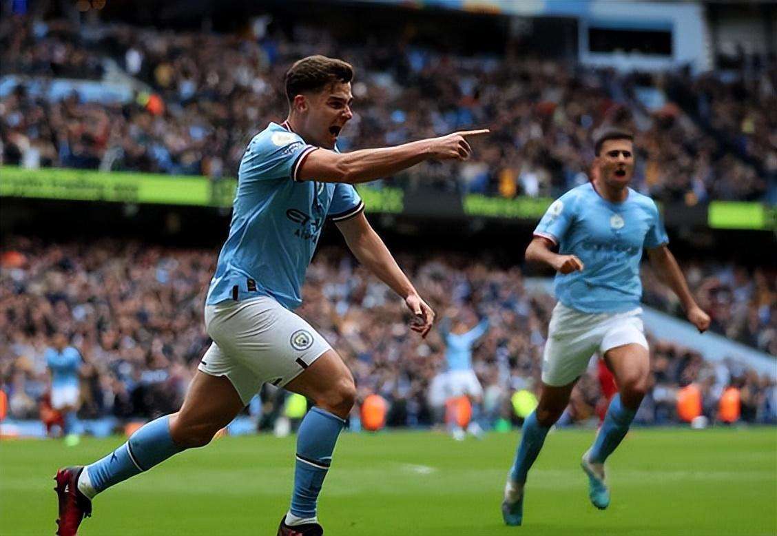 [德甲]弗赖堡获得角球 金特尔头球攻门得手