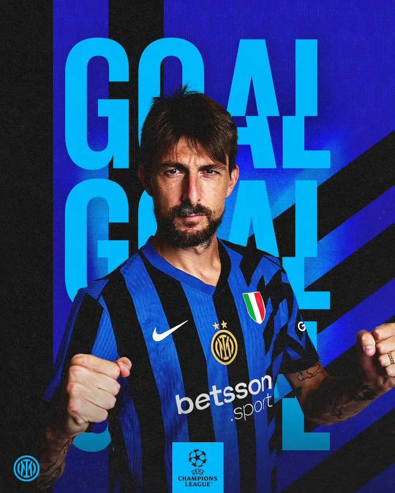 弗莱彻：今天要拿出一场曼联式的表现，努力踢出进攻性的足球