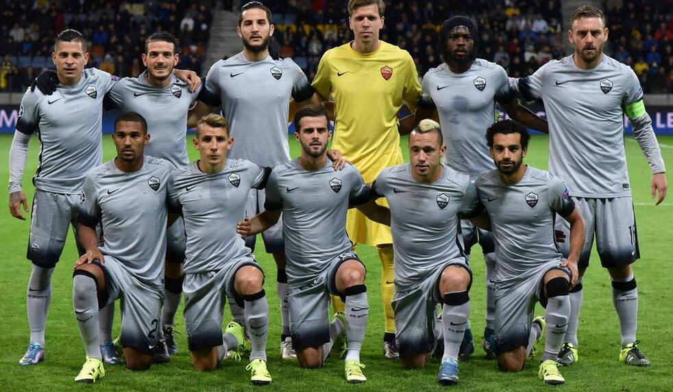 《原神》发布艾梅莉埃角色演示：丹枫的眼镜娘调香师