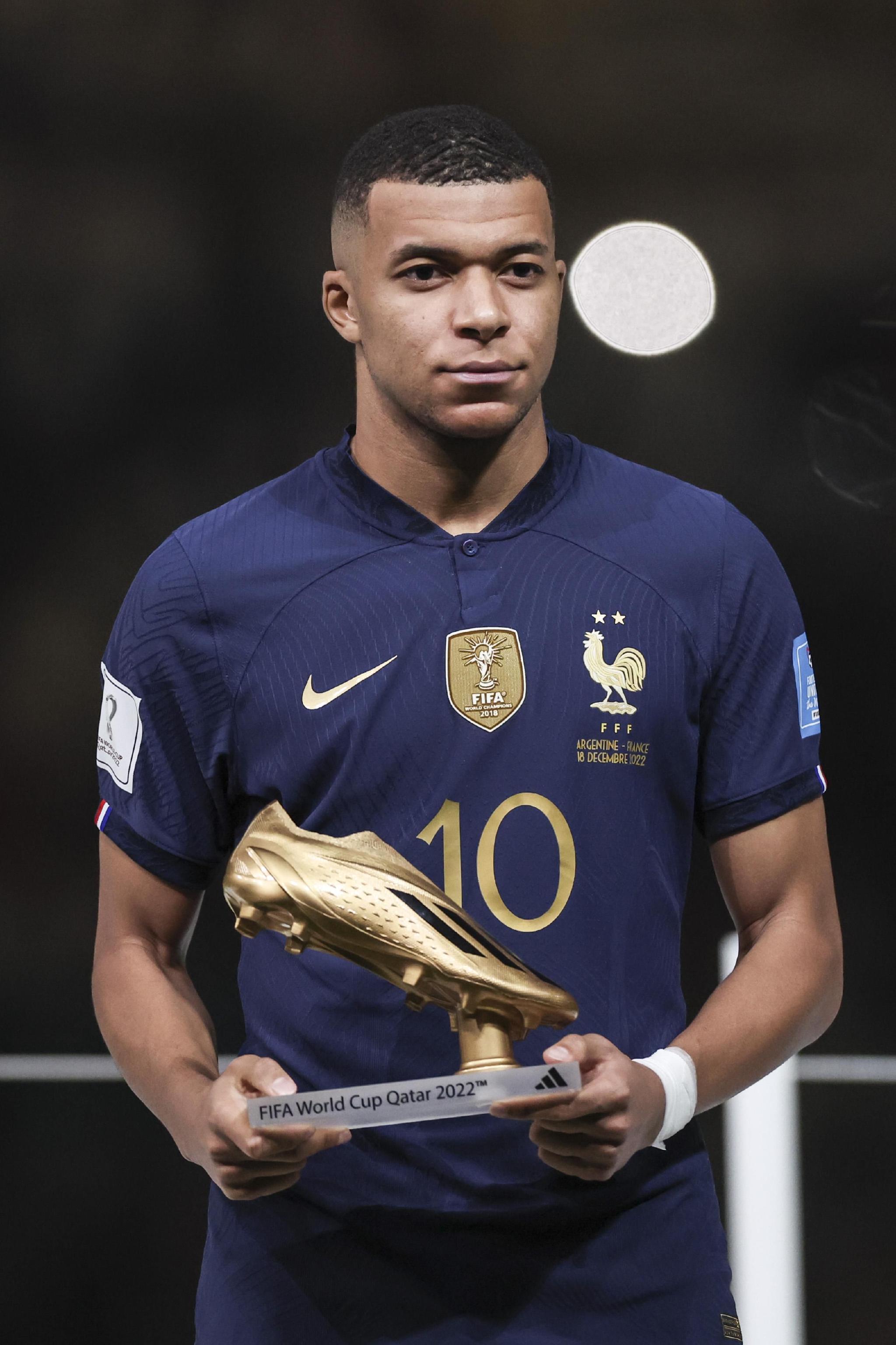 田径赛事刷新个人最好成绩