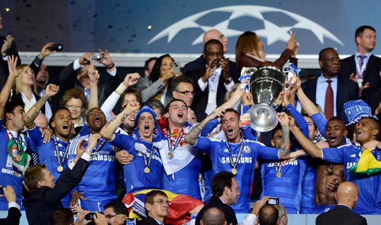 勇士险胜雄鹿，120-113获胜背后的关键功臣是谁？数据告诉你真相